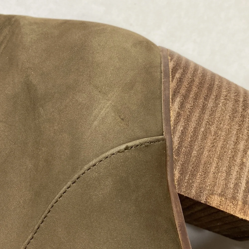 Blondo Nellie waterproof booties taupe‎ nubuck color